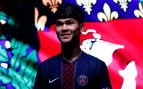 Dro Fernández en su presentación con el PSG. (PSG)