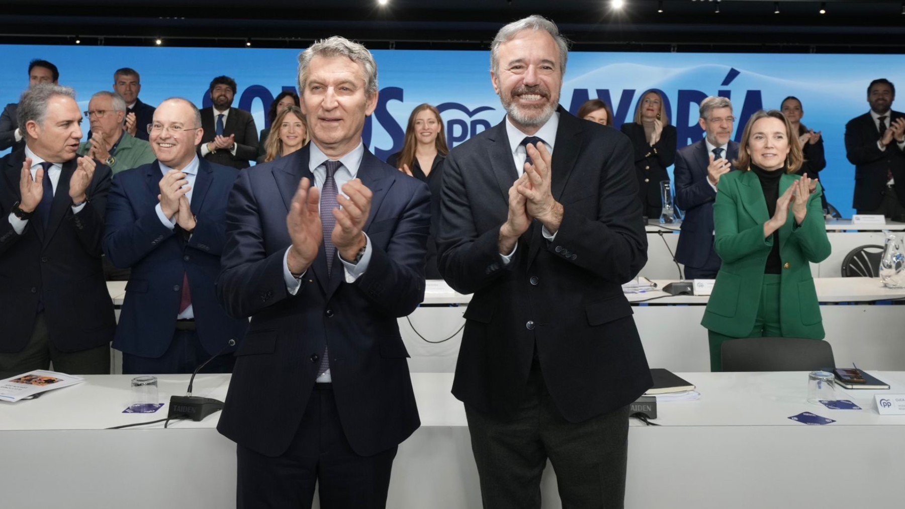 Feijóo dice que los resultados llaman al pacto del PP con Vox en Aragón: Debemos entendernos