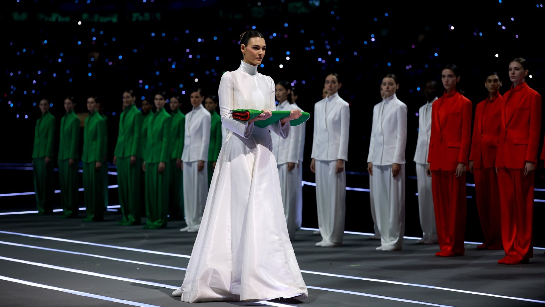 Lección olímpica de Milán a París: de los Juegos woke al regreso de la tradición y el buen gusto