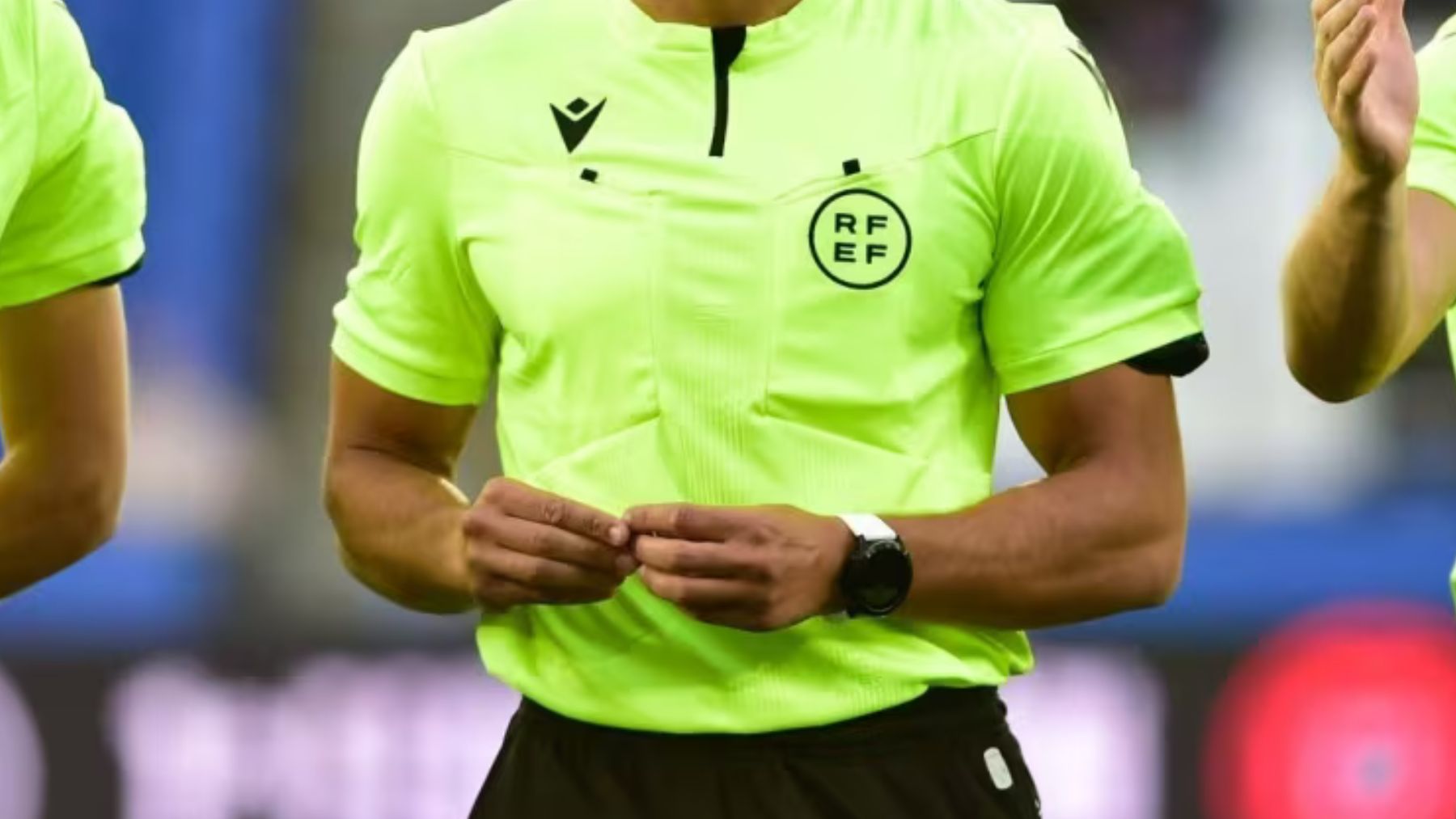 Un teléfono móvil y una cámara de seguridad delatan al árbitro acusado de violar a una prostituta