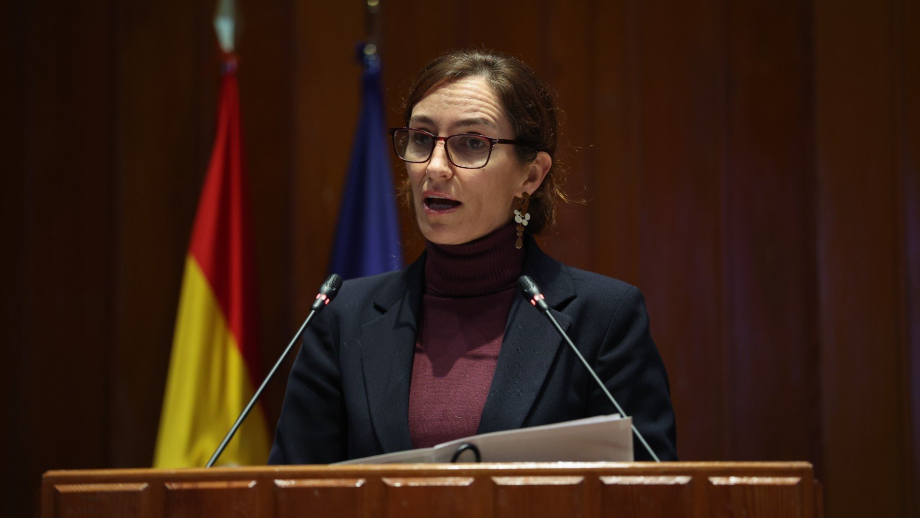 La ley de Mónica García contra la colaboración público-privada amenaza cirugías y listas de espera