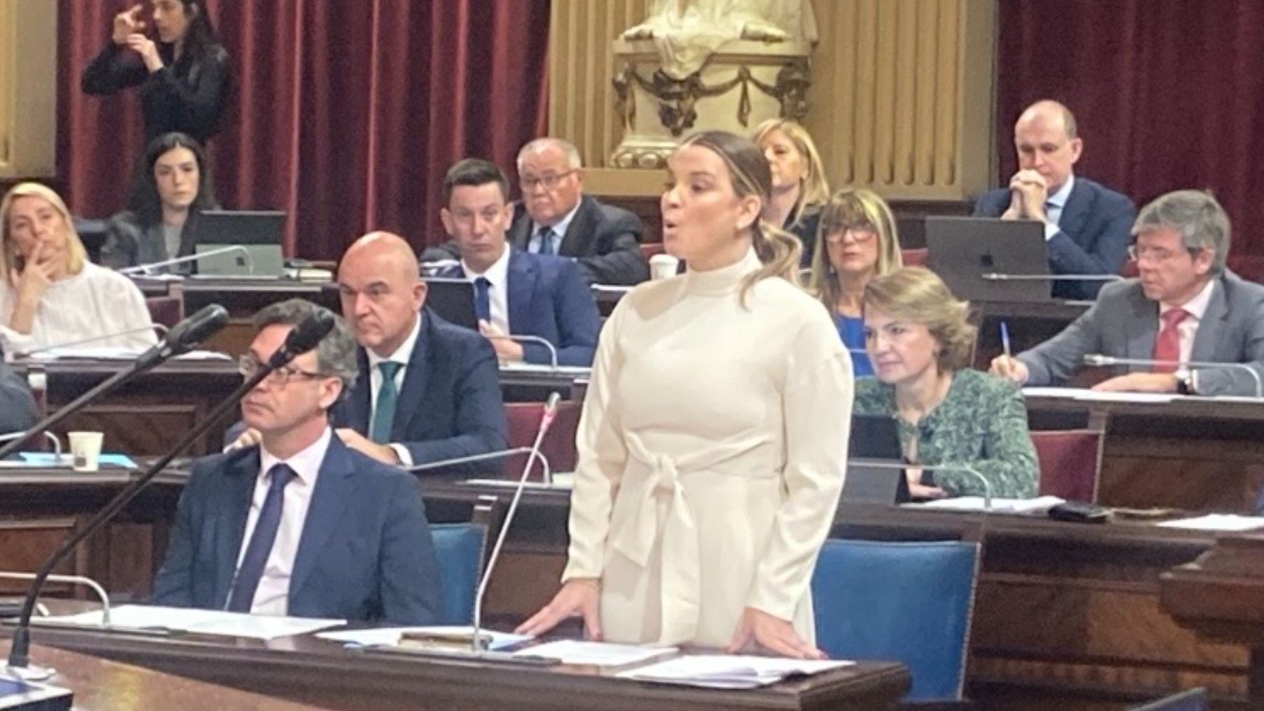 Prohens acusa a Podemos de querer sustituir a los españoles por inmigrantes porque ya no les votan