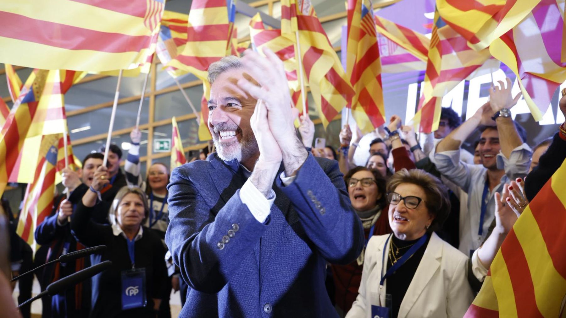 Directores generales de Azcón se escaquearon de la campaña: Hubo que pasar lista en algunas mesas