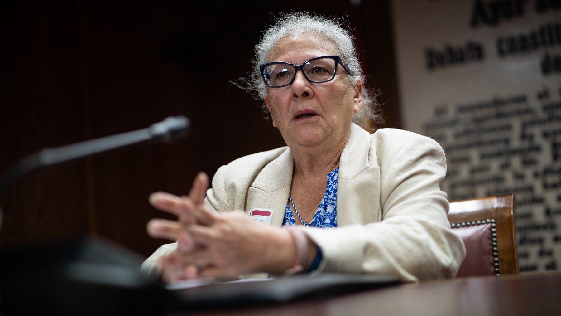 El chófer que llevó a Ferraz a la empresaria con 90.000 € confirma al juez que salió sin las bolsas