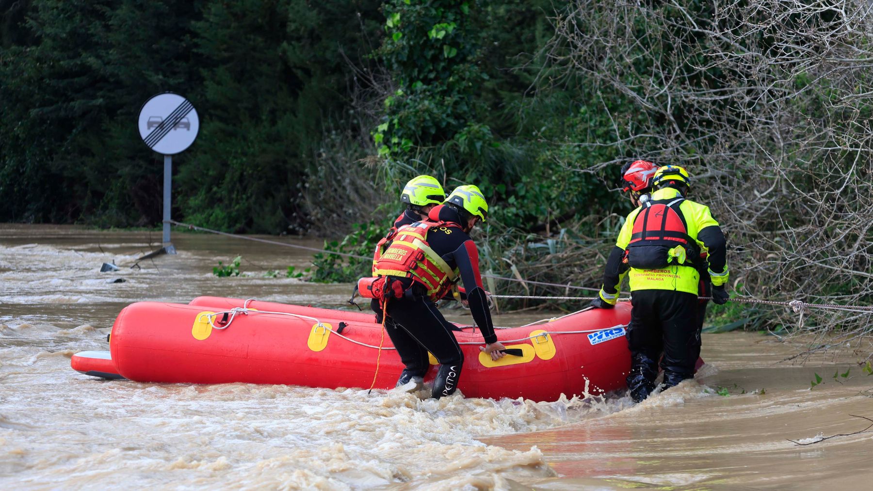 Última hora del temporal en España causado por la borrasca Nils, en directo | Alerta en Cataluña, País Vasco y otras comunidades