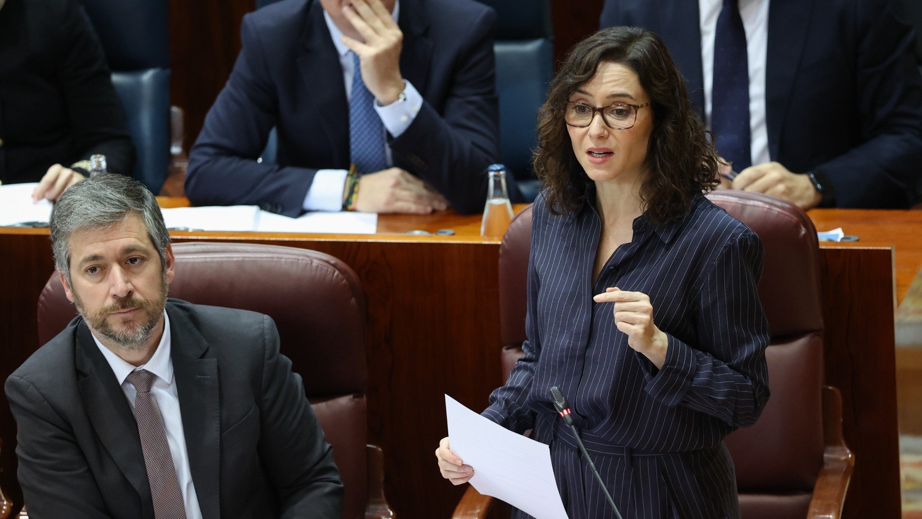 Ayuso acusa a la izquierda de buscar la islamización y la inmigración pobre con la regularización