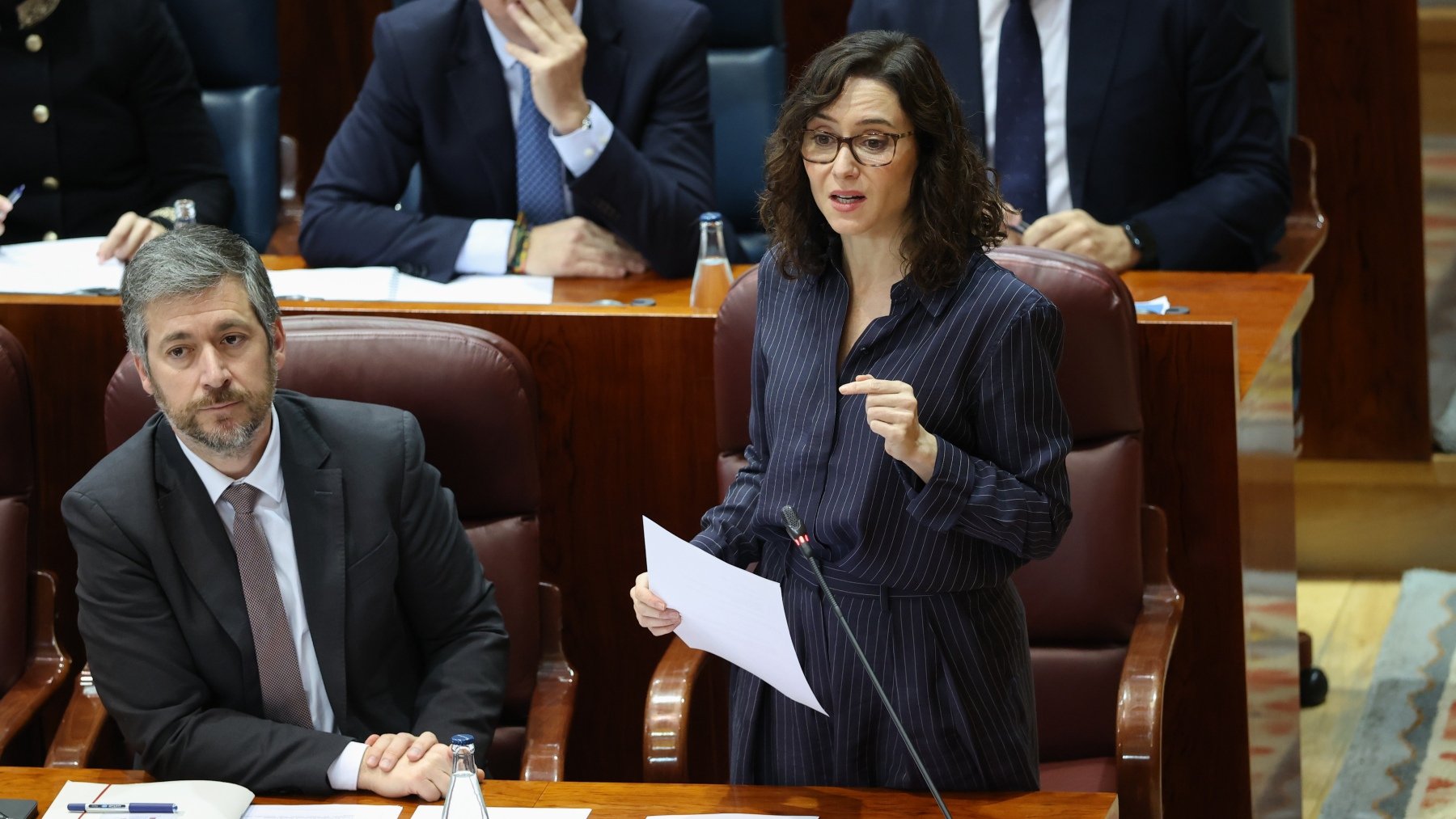 Ayuso desmonta el bulo de la izquierda: la medalla a EEUU es para «una nación», no para Trump