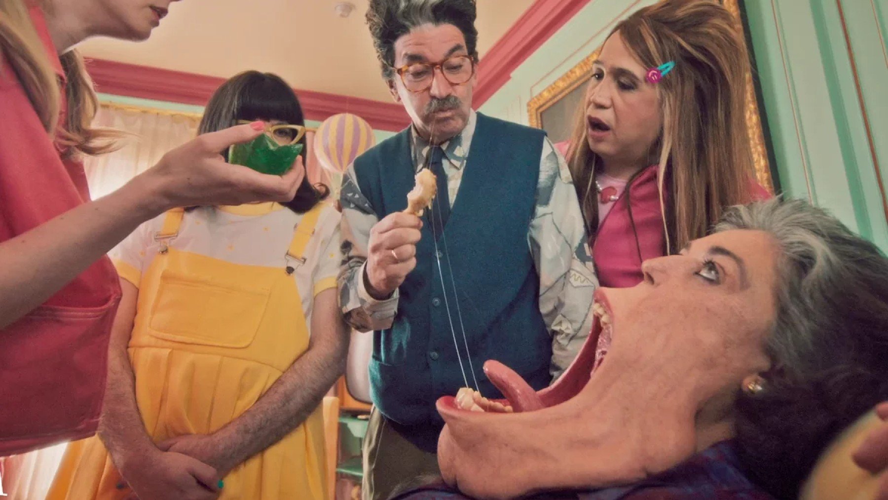 La serie española más divertida y delirante del año se estrena en Atresplayer