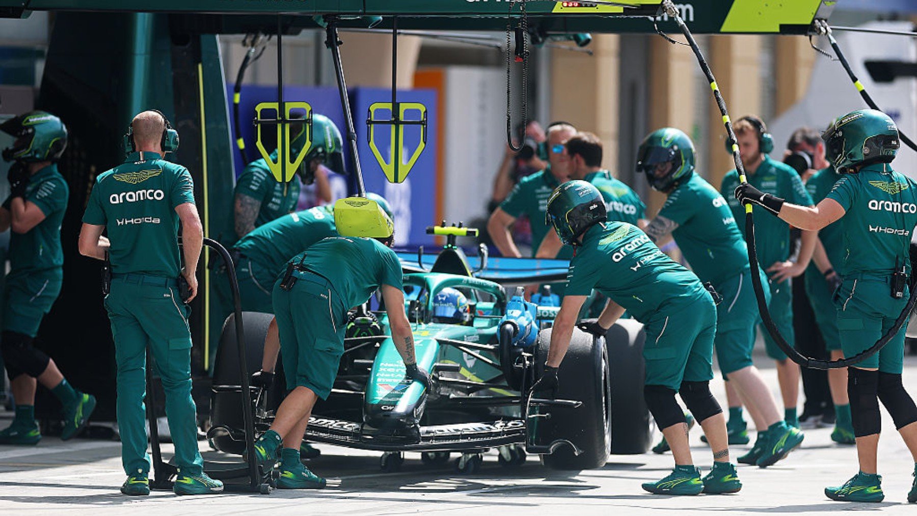 Aston Martin admite la preocupación con el AMR26 de Fernando Alonso: No estamos siendo competitivos