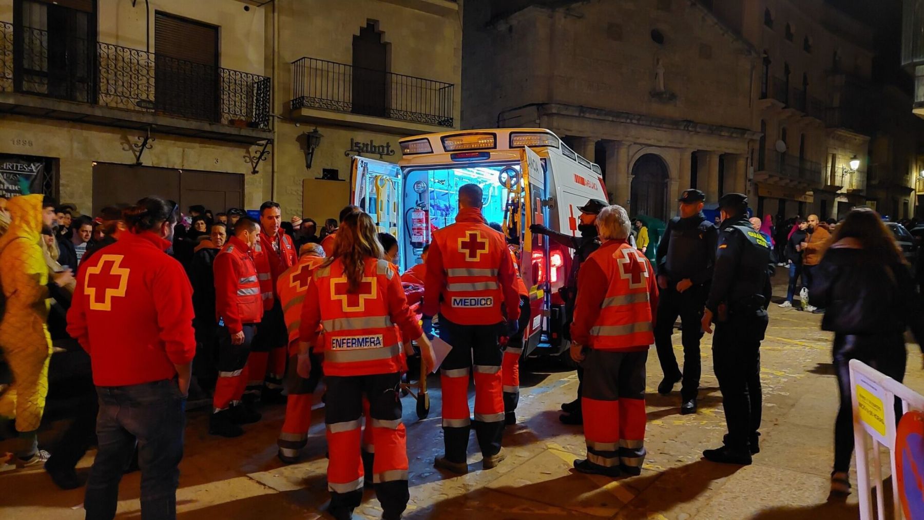 Muere un hombre tras sufrir una cornada en el pecho en la capea del Carnaval de Ciudad Rodrigo (Salamanca)
