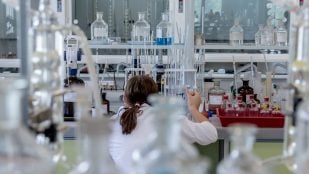 Científicos de Estados Unidos crean grafito a partir de carbón, descubrimiento científico laboratorio estadounidense, carbón descubrimiento científico, crean grafito a partir de carbón en el laboratorio.