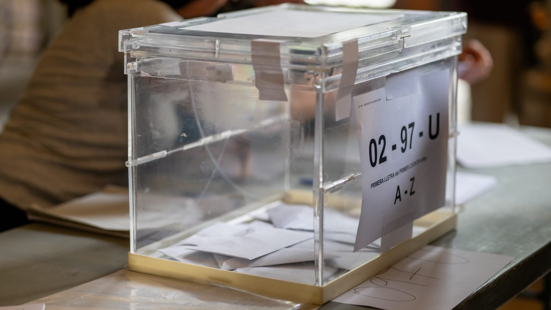 Cómo van las encuestas y sondeos de las elecciones de Castilla y León 2026