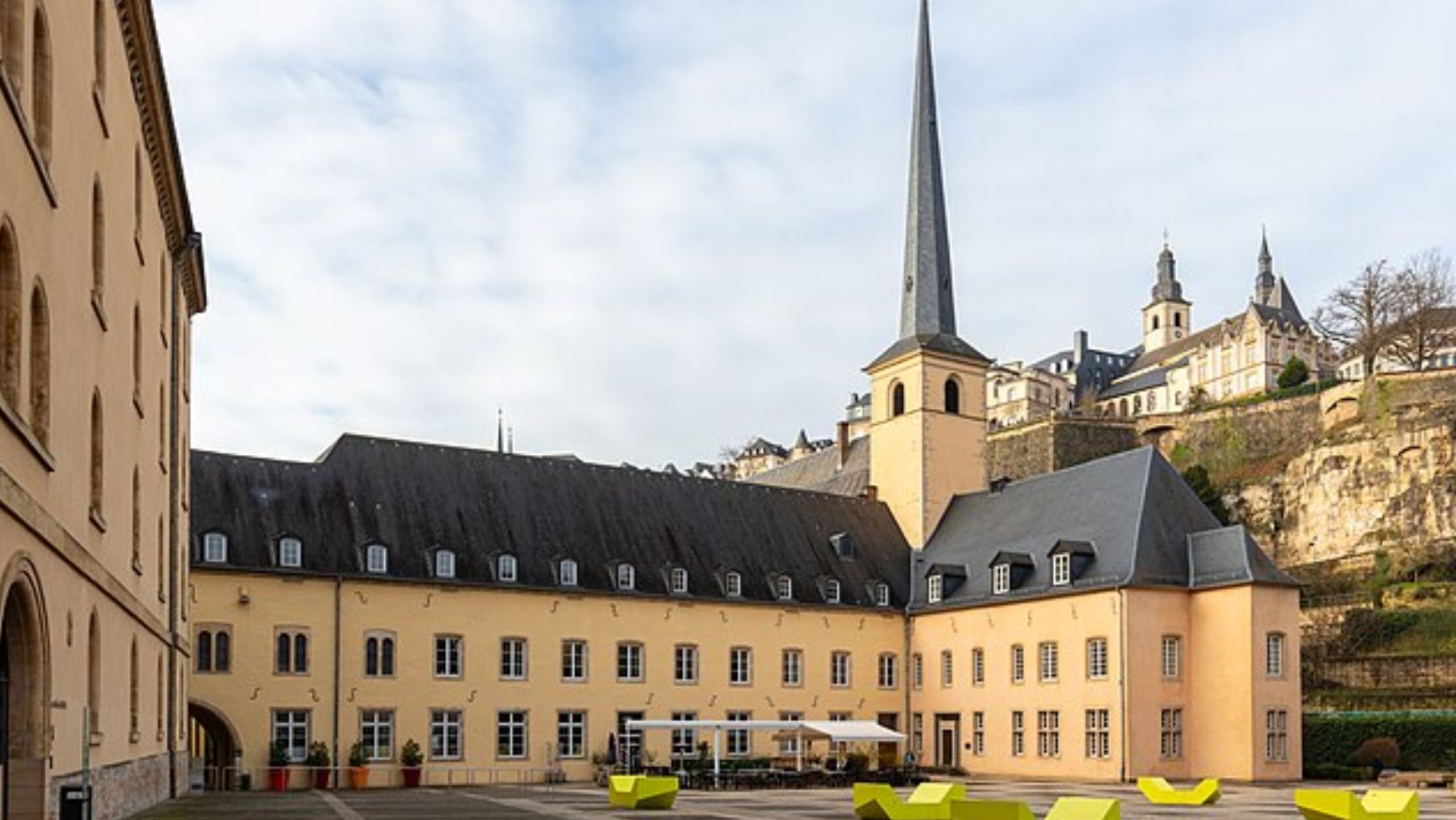 Ni Francia ni Suiza: el país más rico de Europa es también el que más dinero ingresa por cada turista