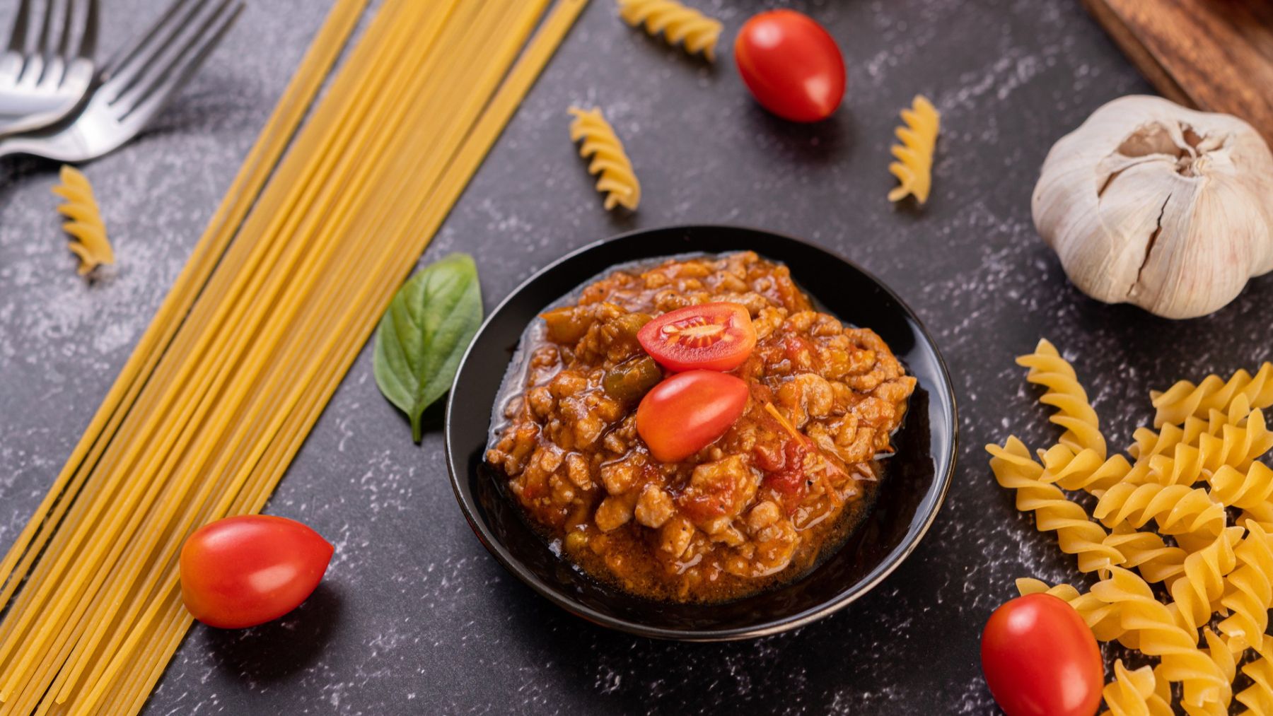 Bolo&ntilde;esa, pasta, espaguetis, verduras