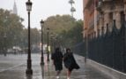 Cielos poco nubosos y lluvias débiles en Andalucía según AEMET, con descenso de temperaturas y vientos moderados