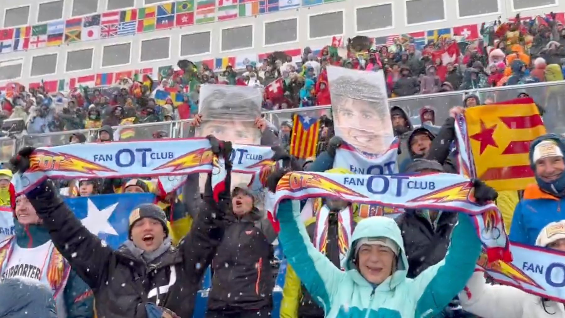 El COI evita un aquelarre independentista en el oro olímpico de Oriol Cardona requisando esteladas