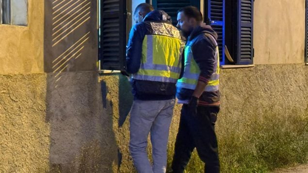 Muere de un infarto un hombre tras ser reducido con un táser por la Policía en su casa de Palma