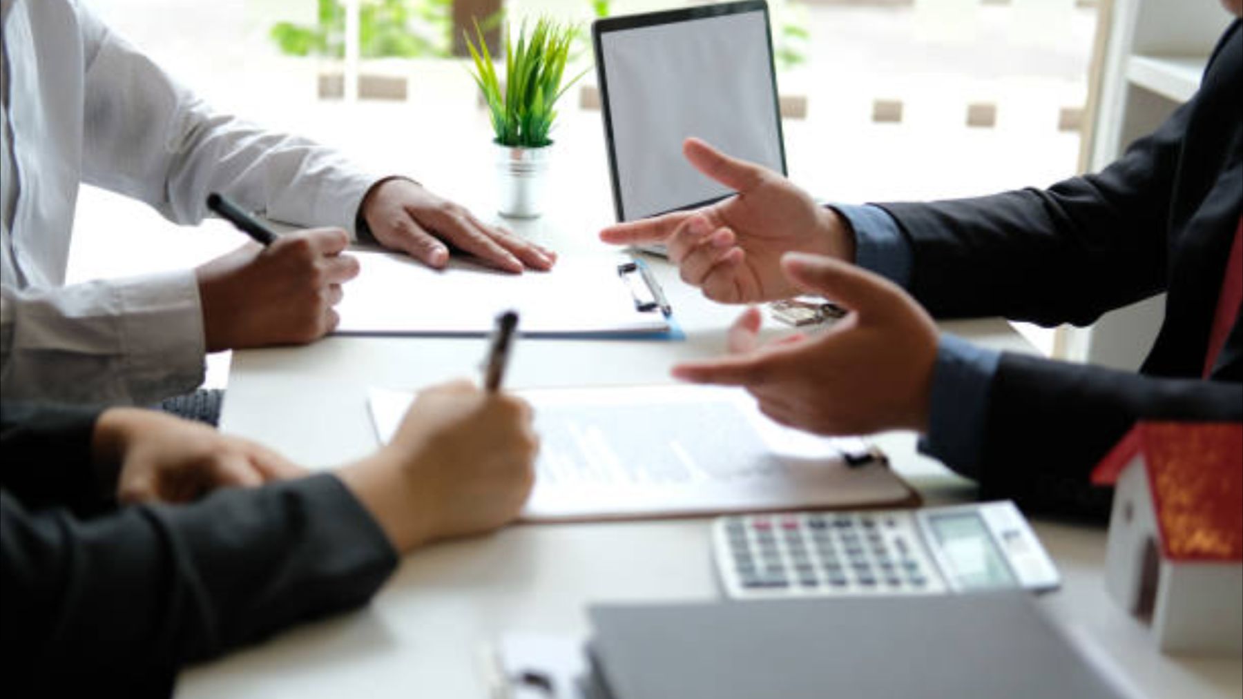 Adiós a los créditos abusivos: el Gobierno va a acabar con los que superen este tipo de interés