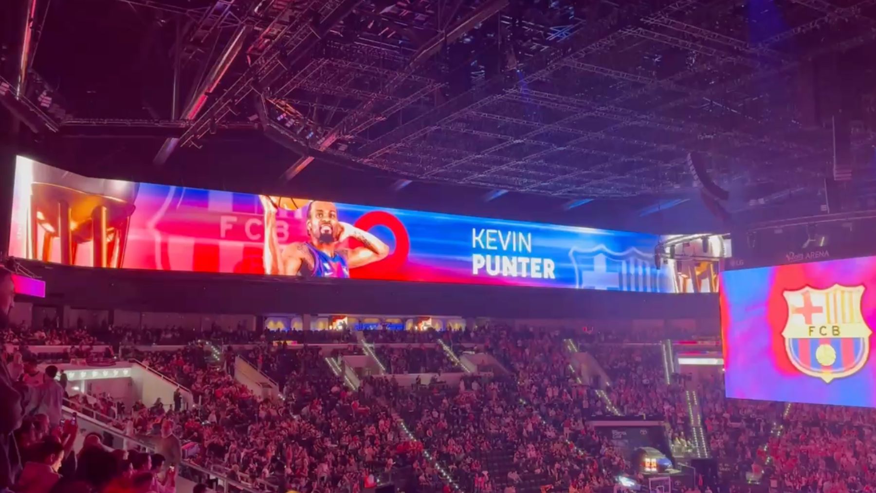 Monumental pitada al Barcelona en el Roig Arena antes de su estreno en Copa contra UCAM Murcia