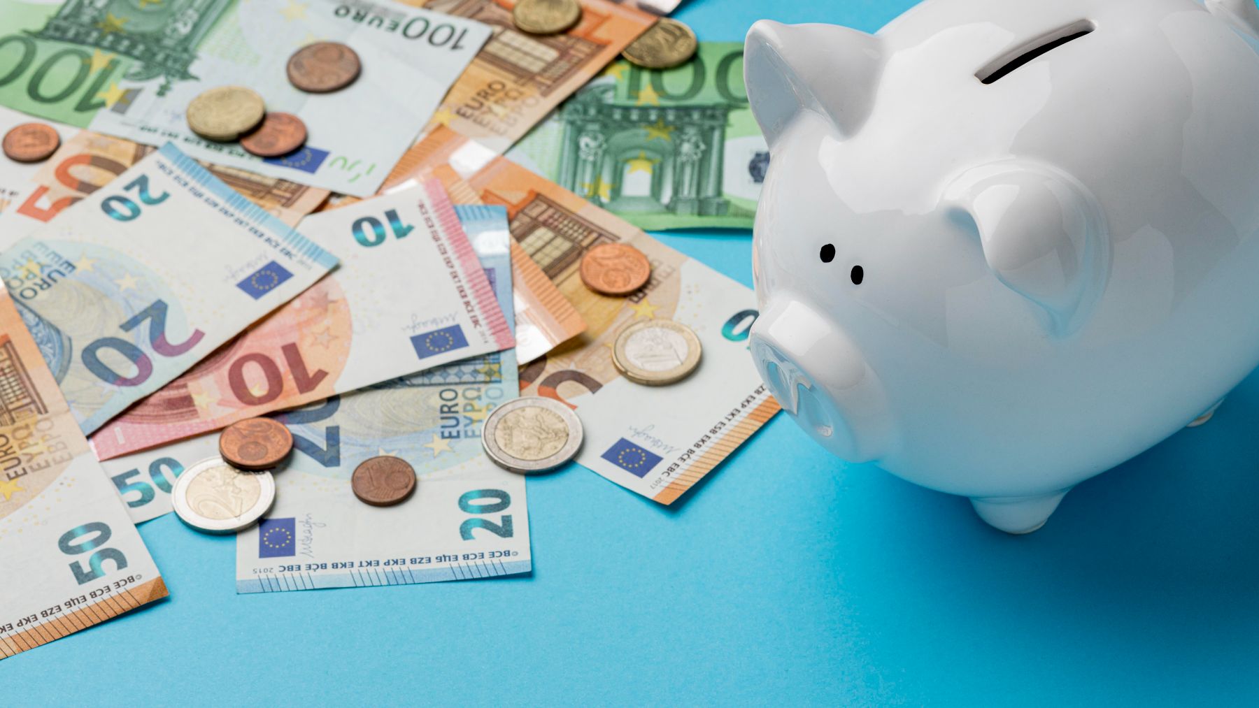 Miles de jubilados afectados en España por el bulo sobre el IRPF que afecta a estas pensiones