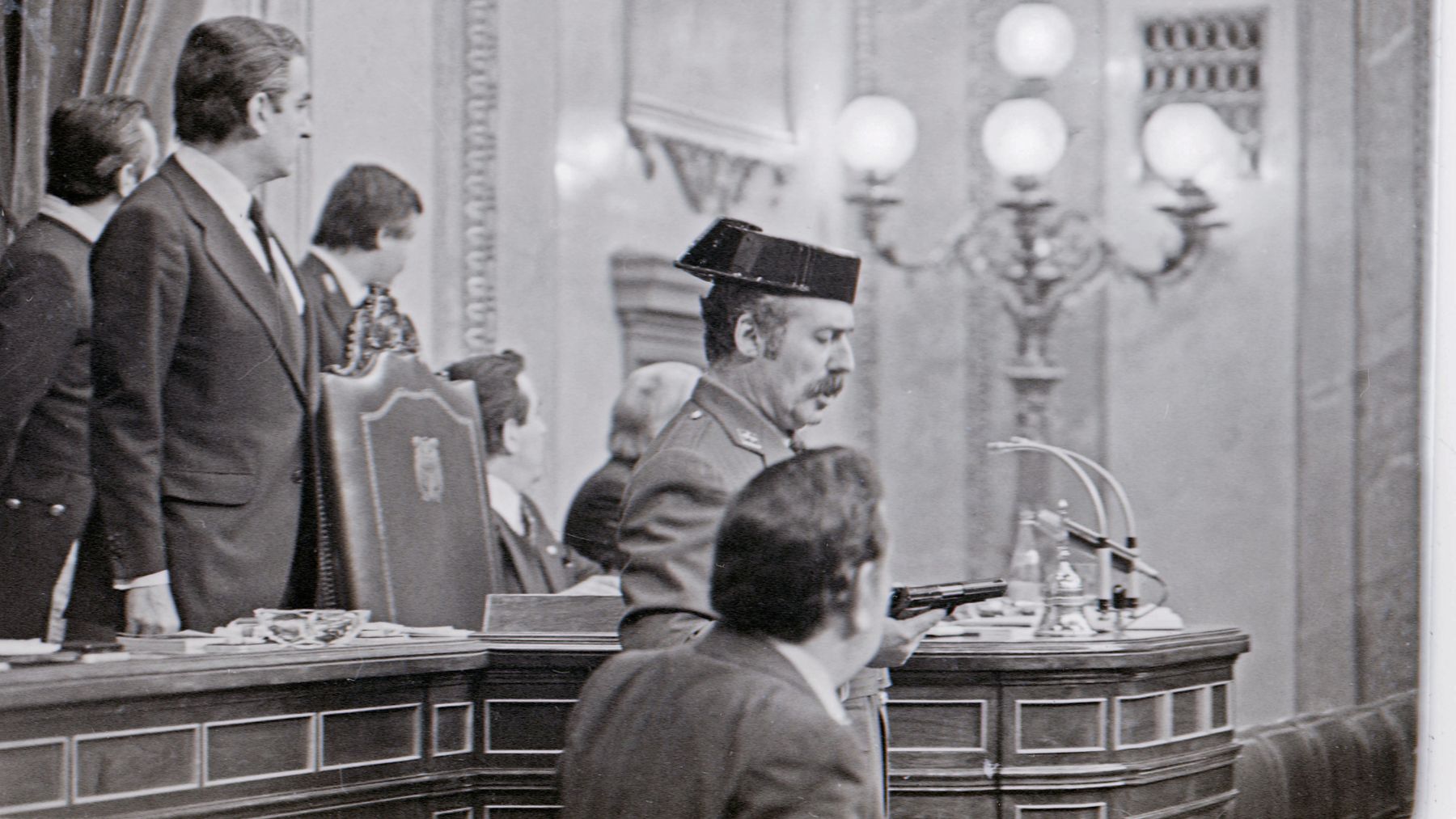 Desclasificación de los documentos del 23-F, en directo | Reacciones, qué dicen los papeles y última hora en vivo