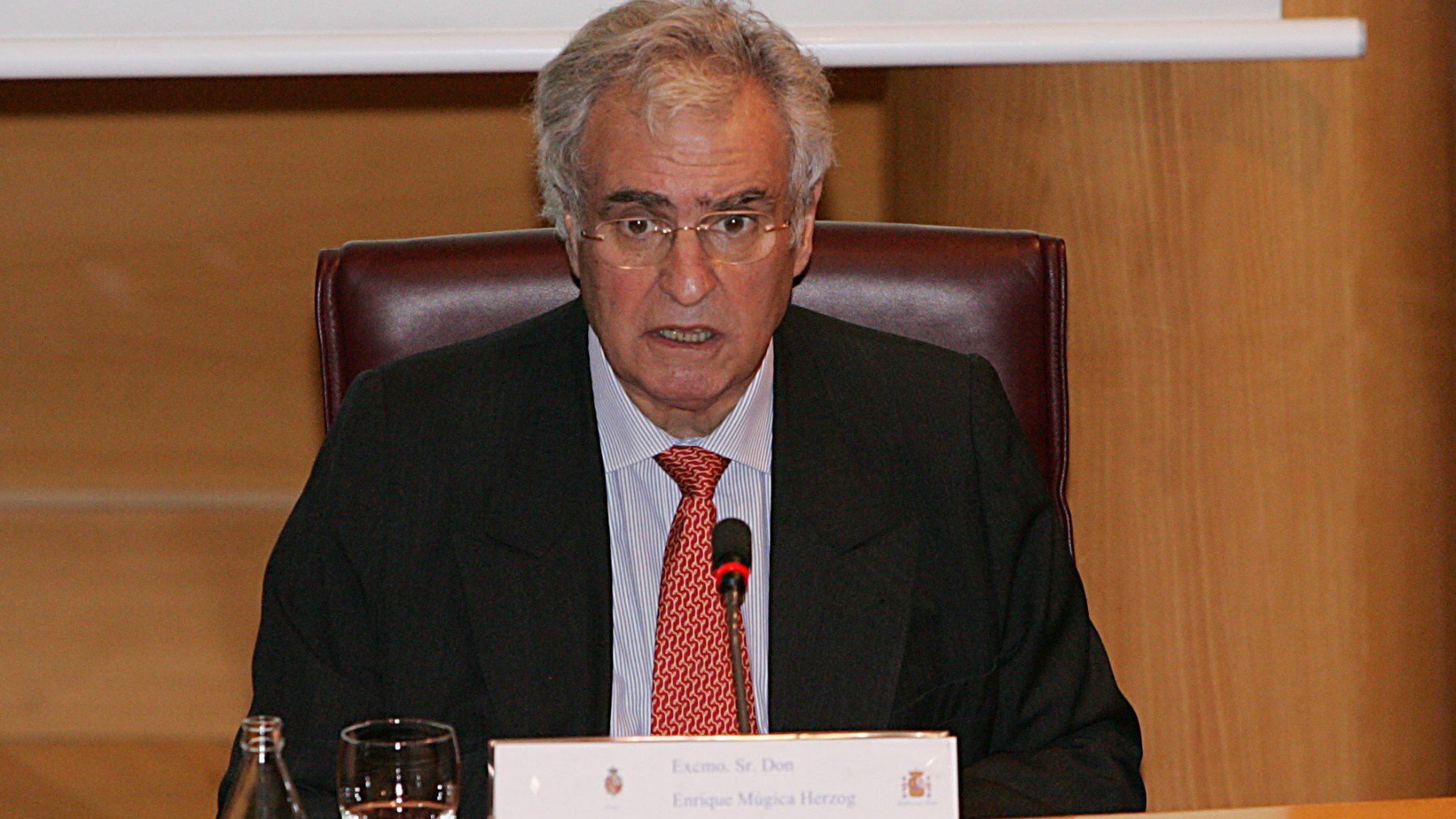 Enrique Múgica