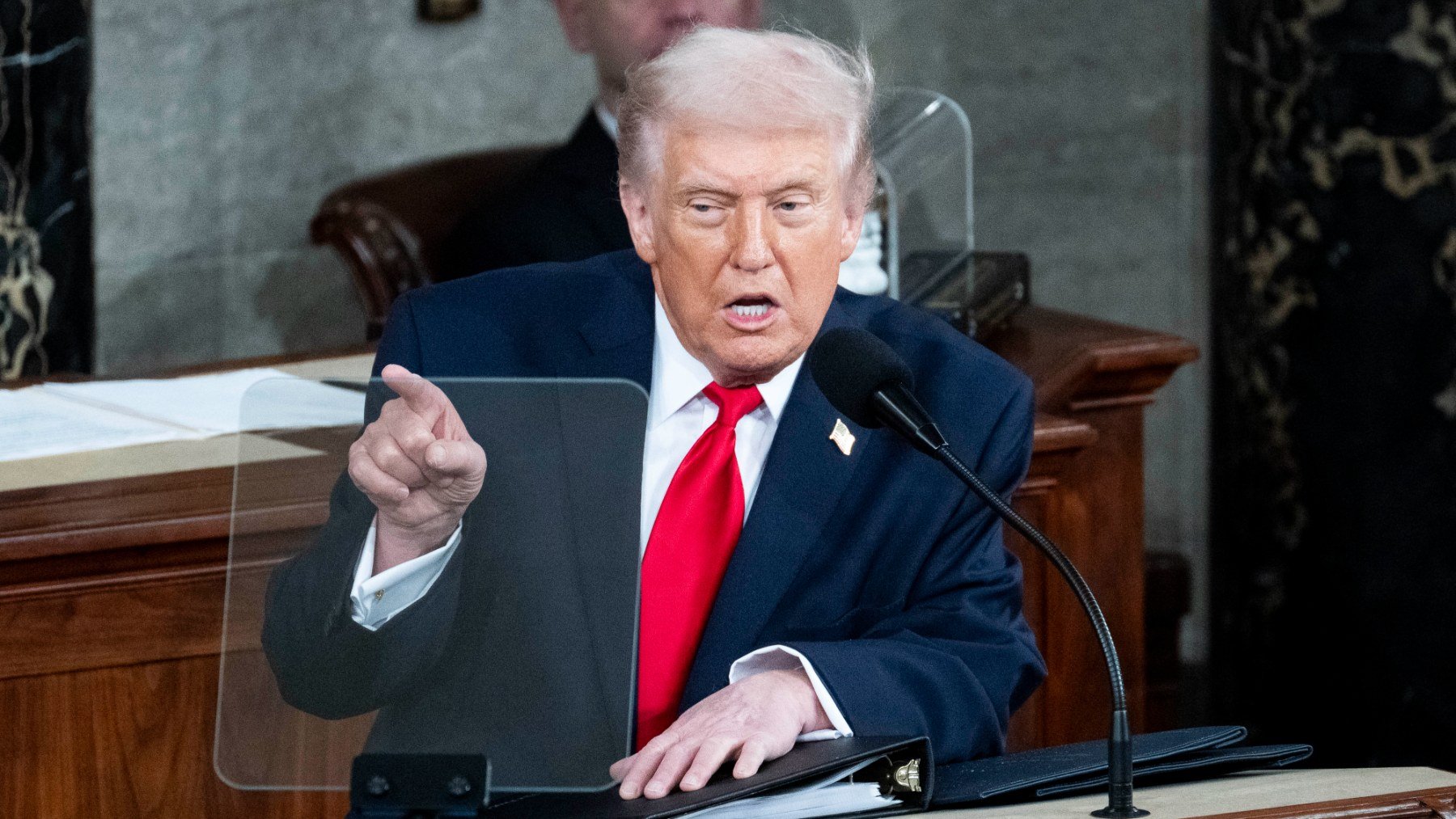 Trump pide deportar a dos congresistas demócratas de origen somalí y palestino: Son políticas corruptas