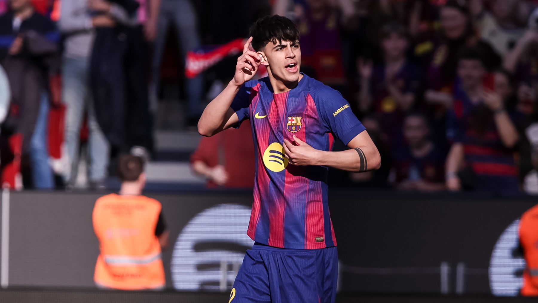 Alineación oficial del Barcelona contra el Villarreal: Marc Bernal entra en un once en el que no está Pedri