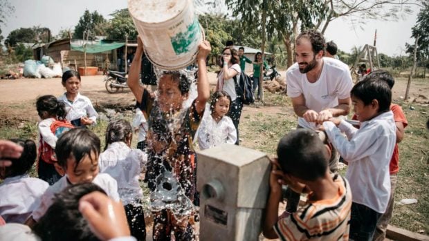 La alegria de tener un pozo. En la imagen, Pablo Urbano