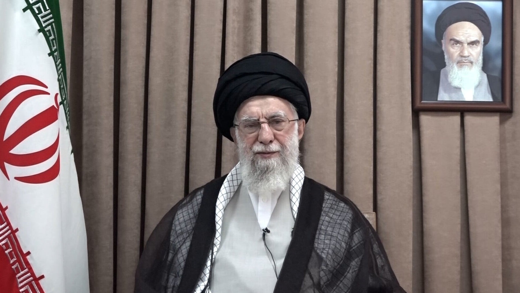 El portavoz iraní de Exteriores dice no estar en condiciones de confirmar que Jamenei sigue vivo