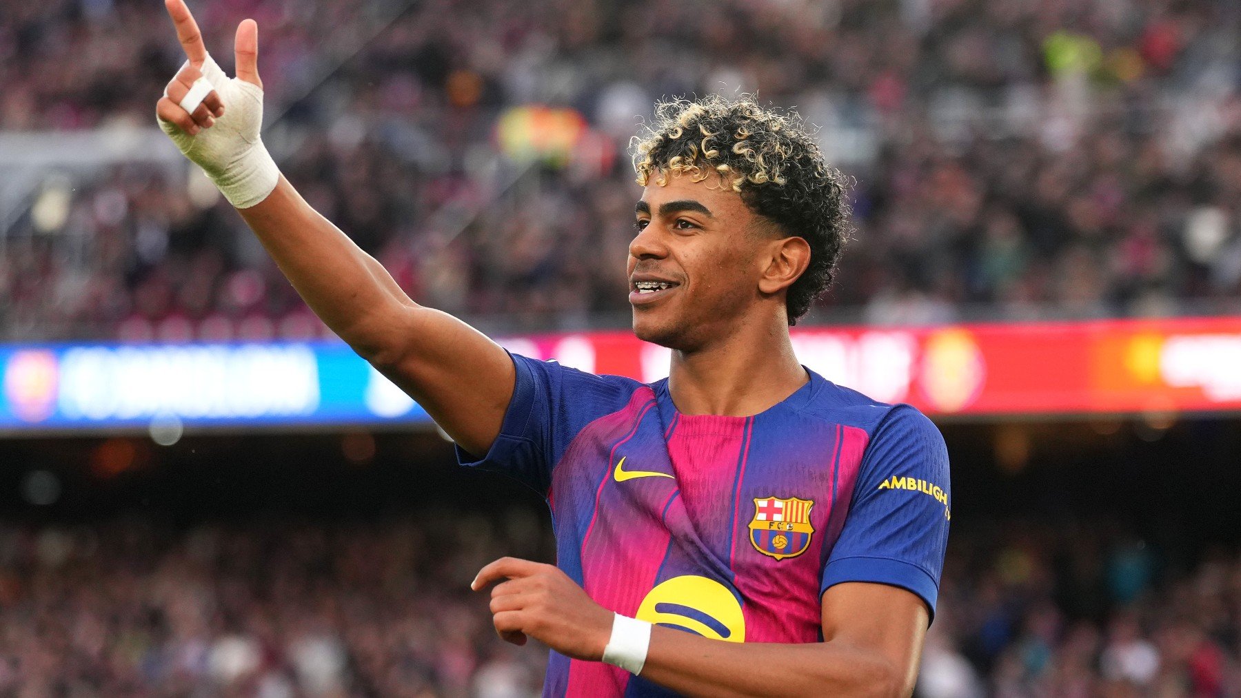 Histórico Lamine Yamal: primer hat-trick de su carrera en una exhibición ante el Villarreal