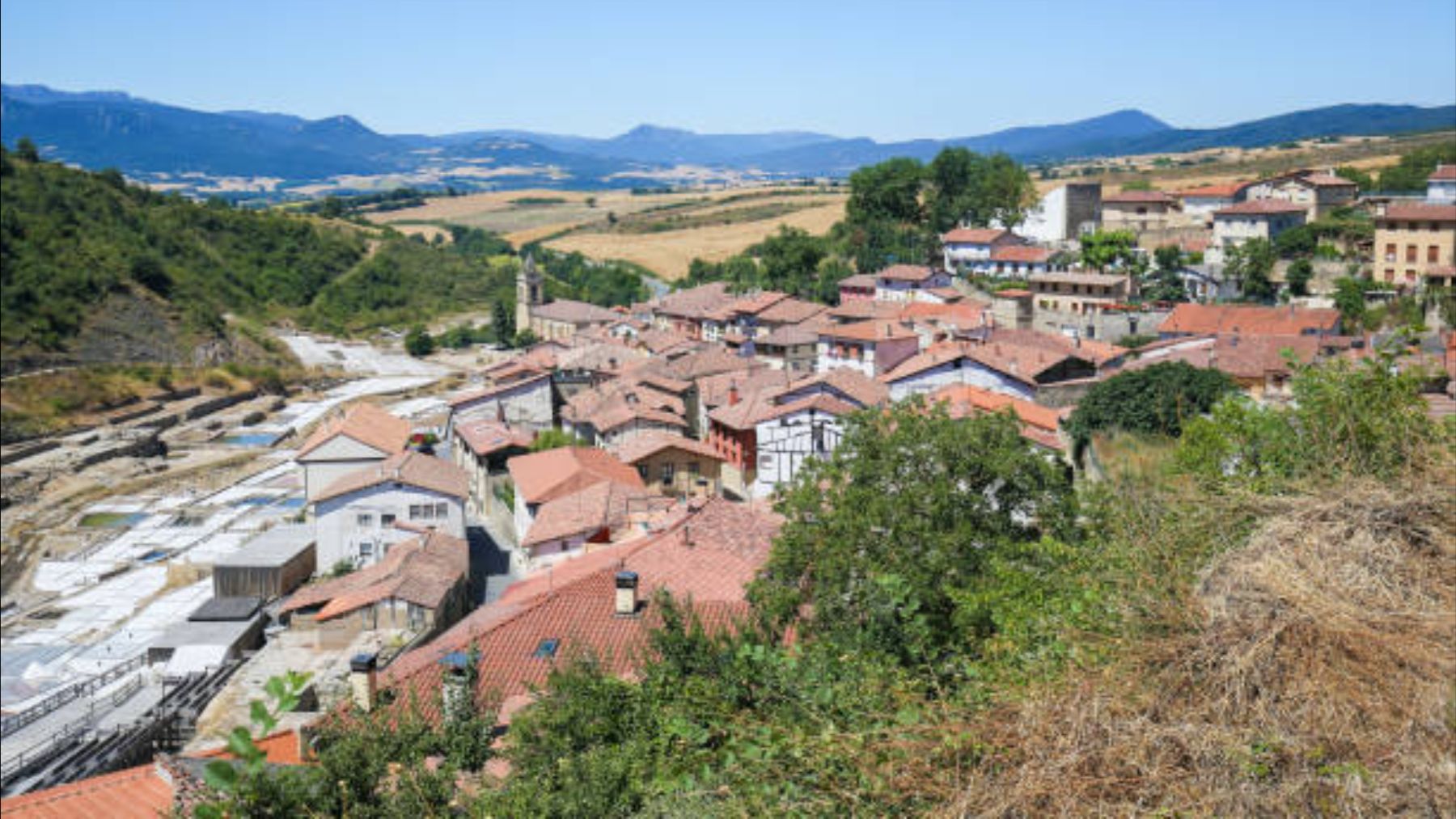 En estos pueblos del País Vasco rehabilitar una casa tiene premio: te pagan 70.000 euros