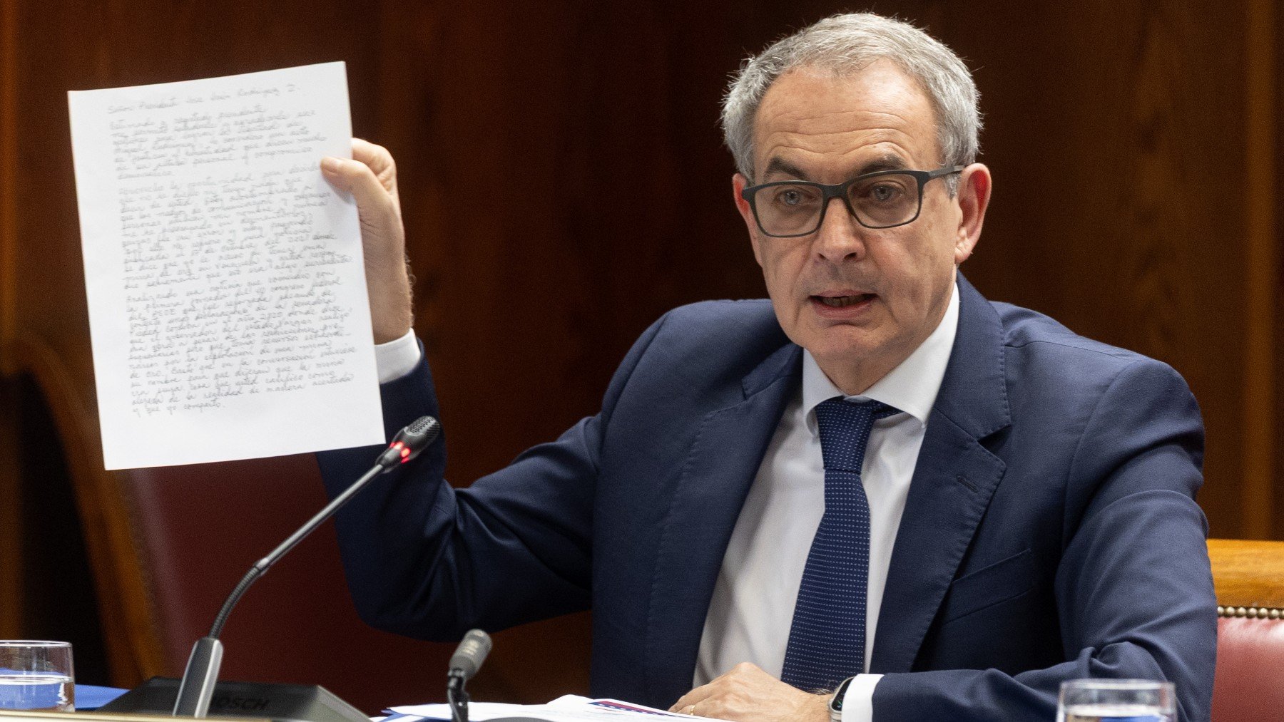 Las 16 negaciones de Zapatero en el Senado: ni comisión por el rescate de Plus Ultra ni pagos del chavismo