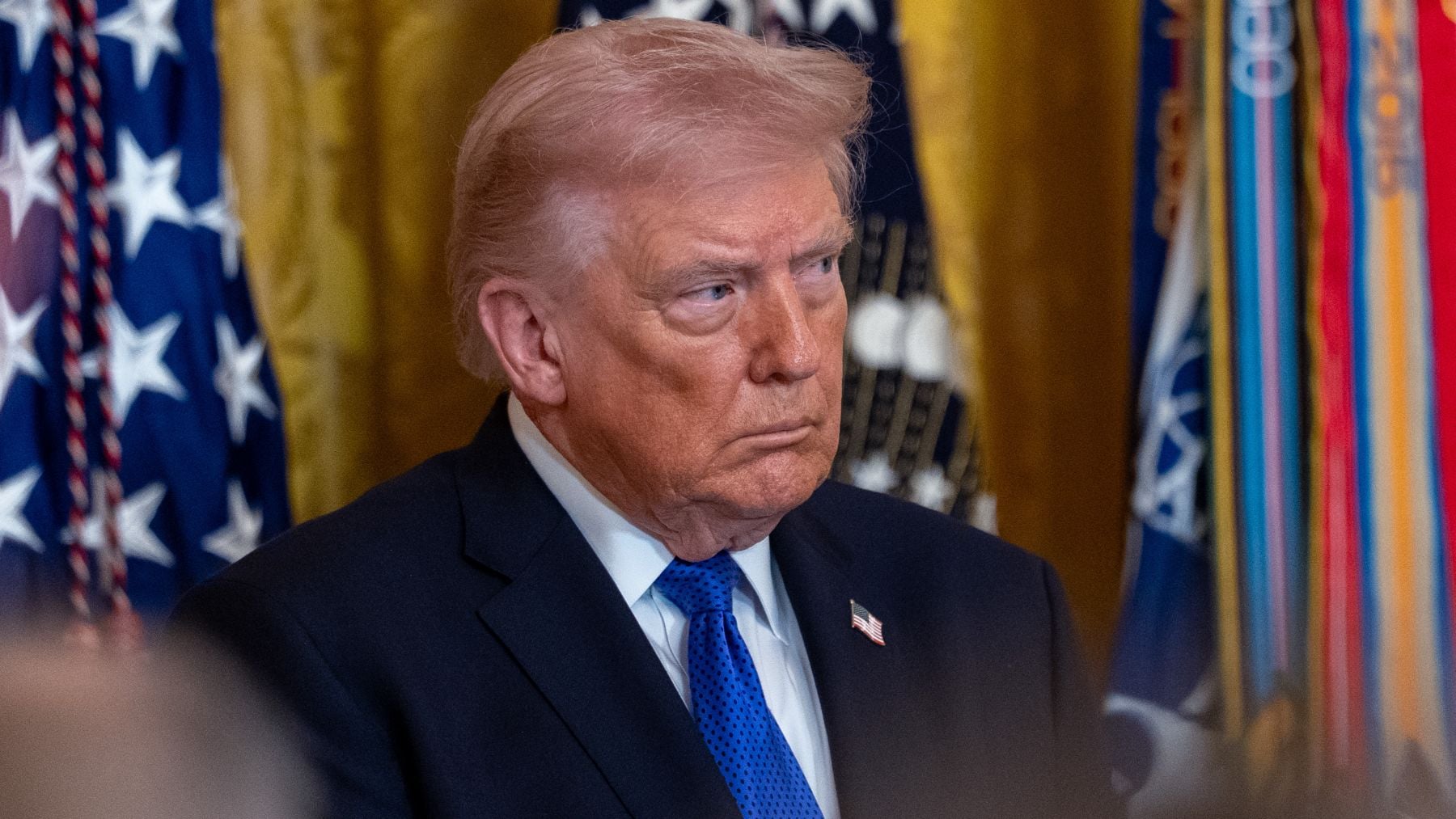 Irán asegura haber lanzado un ataque masivo contra una base de EEUU en Baréin