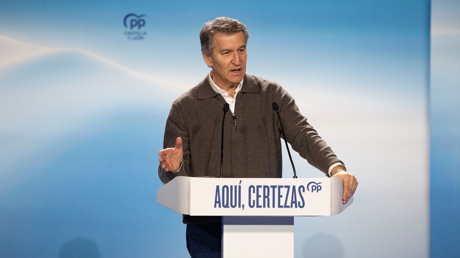 Feijóo retrata a Sánchez: Si Irán le da las gracias y EEUU le considera un terrible aliado, falla usted