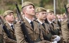 Soldado español en un desfile militar