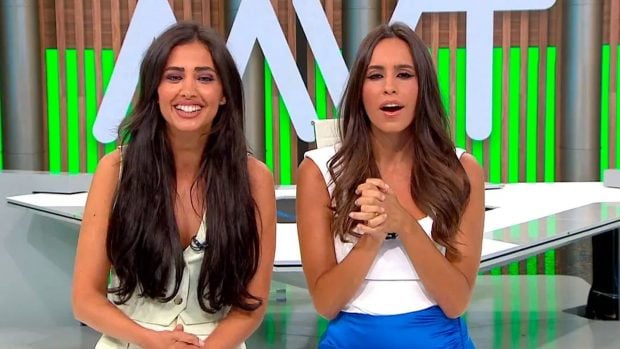 Mar&iacute;a Lamela y Marina Vald&eacute;s en el plat&oacute; de M&aacute;s Vale Tarde (Atresmedia).