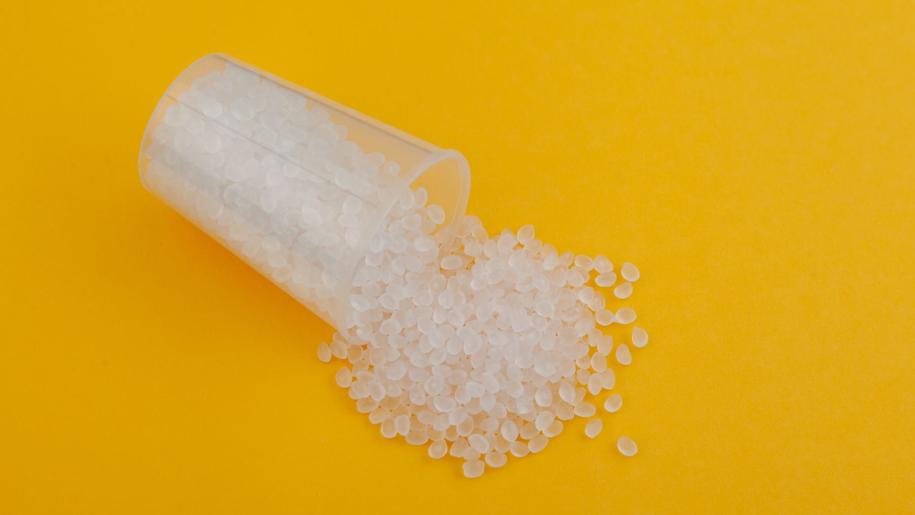 Microplásticos empleados para la producción de envases.