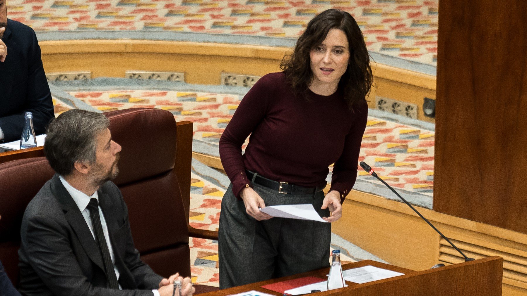 Ayuso desenmascara al PSOE: No a la guerra, pero luego alimentan todos los días la guerra civil española