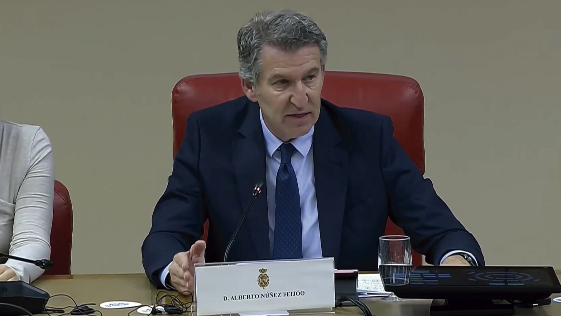 Feijóo derogará la Ley Trans porque ser mujer no puede ser un mero trámite declarativo