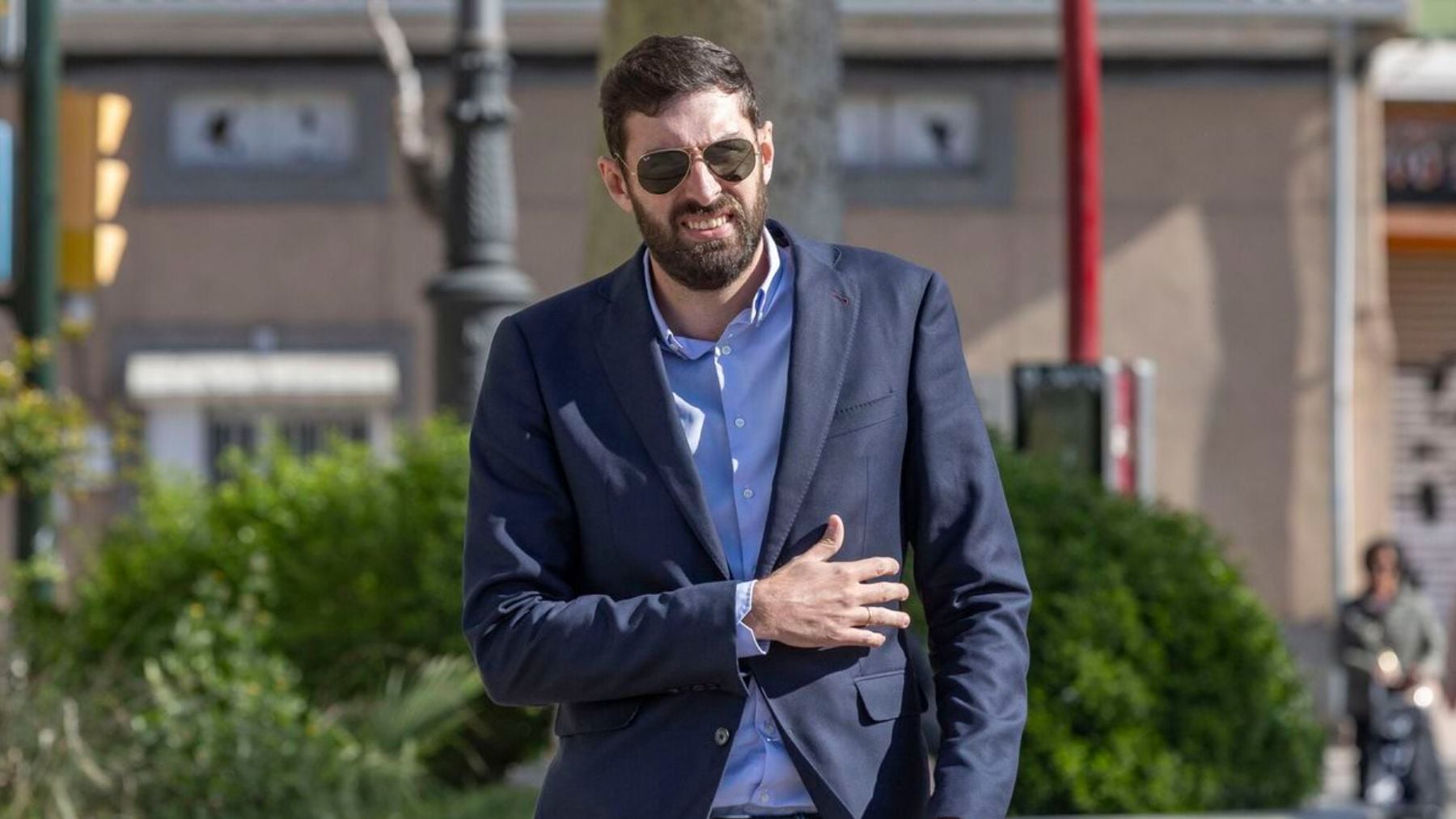 Antelo pagó a un amigo 6.000 euros por el alquiler de una furgoneta de Vox cuyo coste en el mercado era 10 veces menor