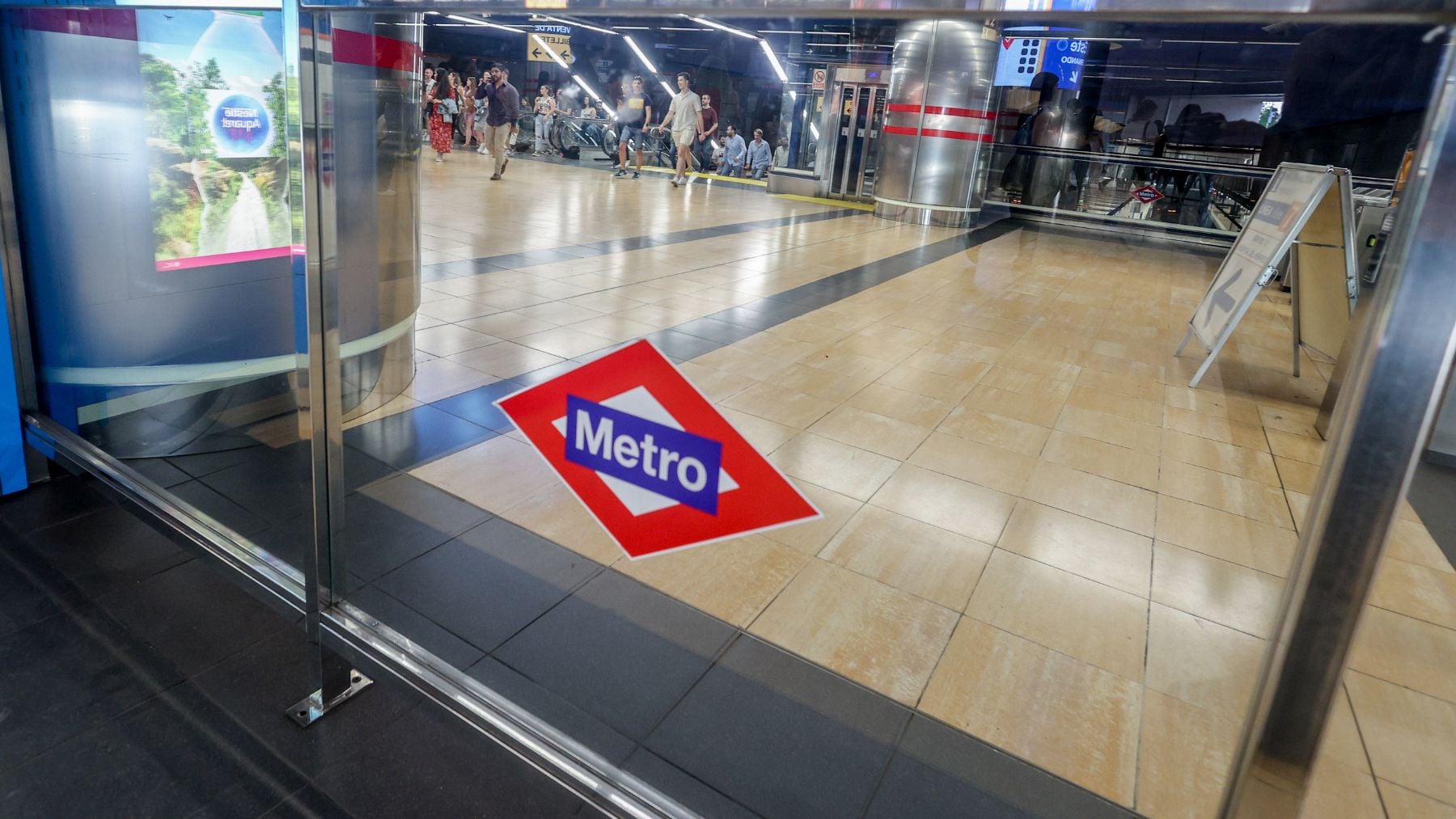 Ésta es la línea de Metro de Madrid que permanecerá cerrada hasta el domingo