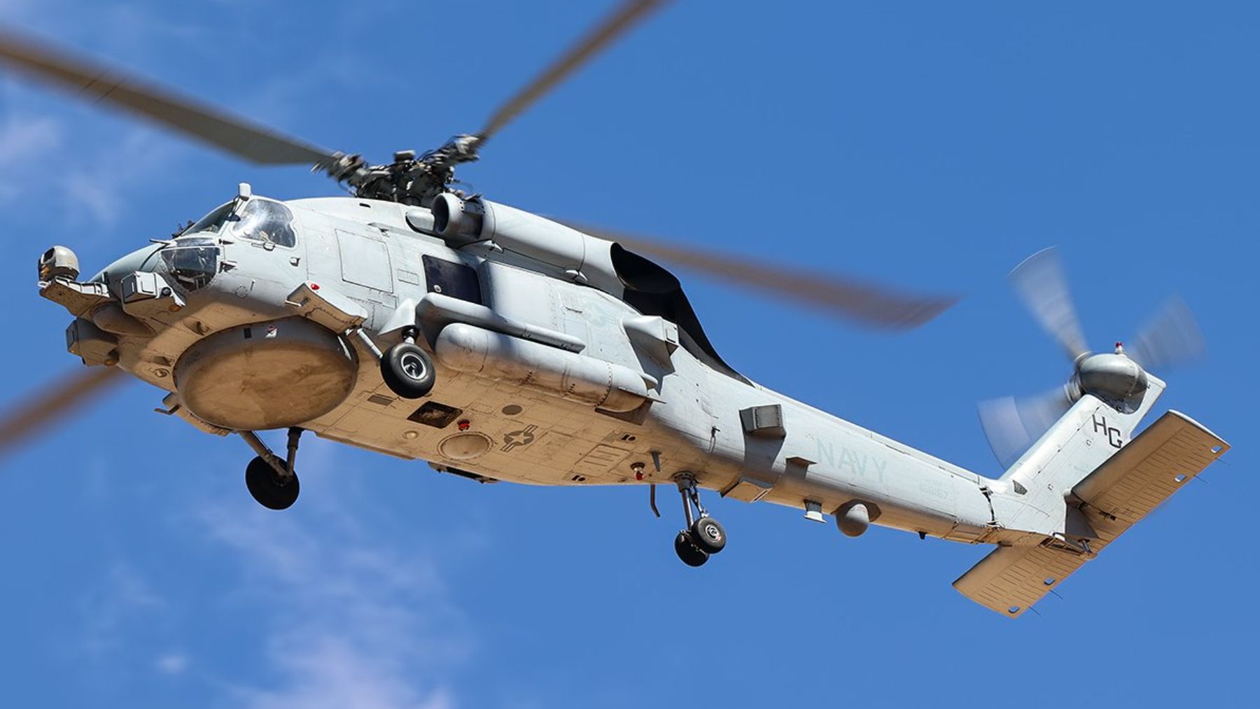 Dos helicópteros militares de EEUU realizan una parada técnica en Mallorca