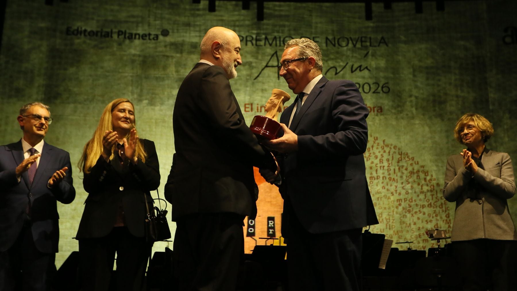 El escritor madrileño Pablo Álvarez gana el Premio Azorín de Novela con
