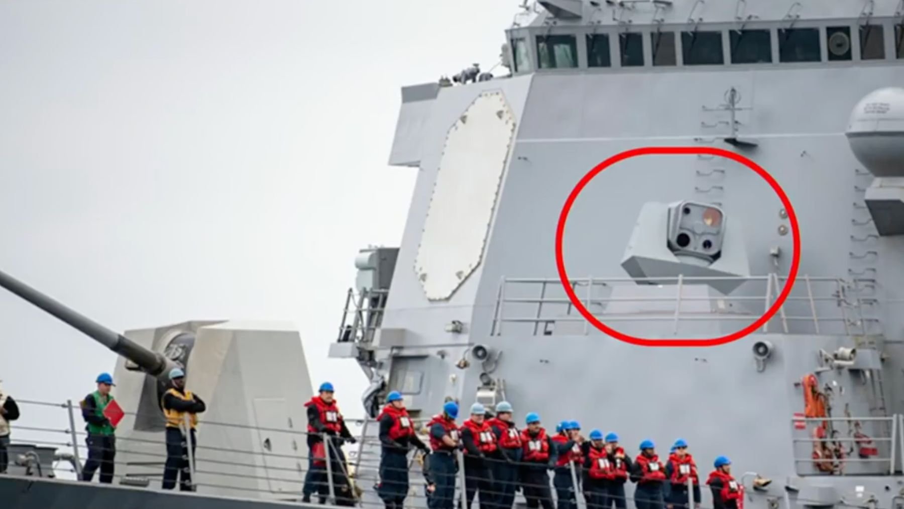 Buques de EEUU estrenarán en Irán ODIN, un sistema barato de destrucción de drones por láser