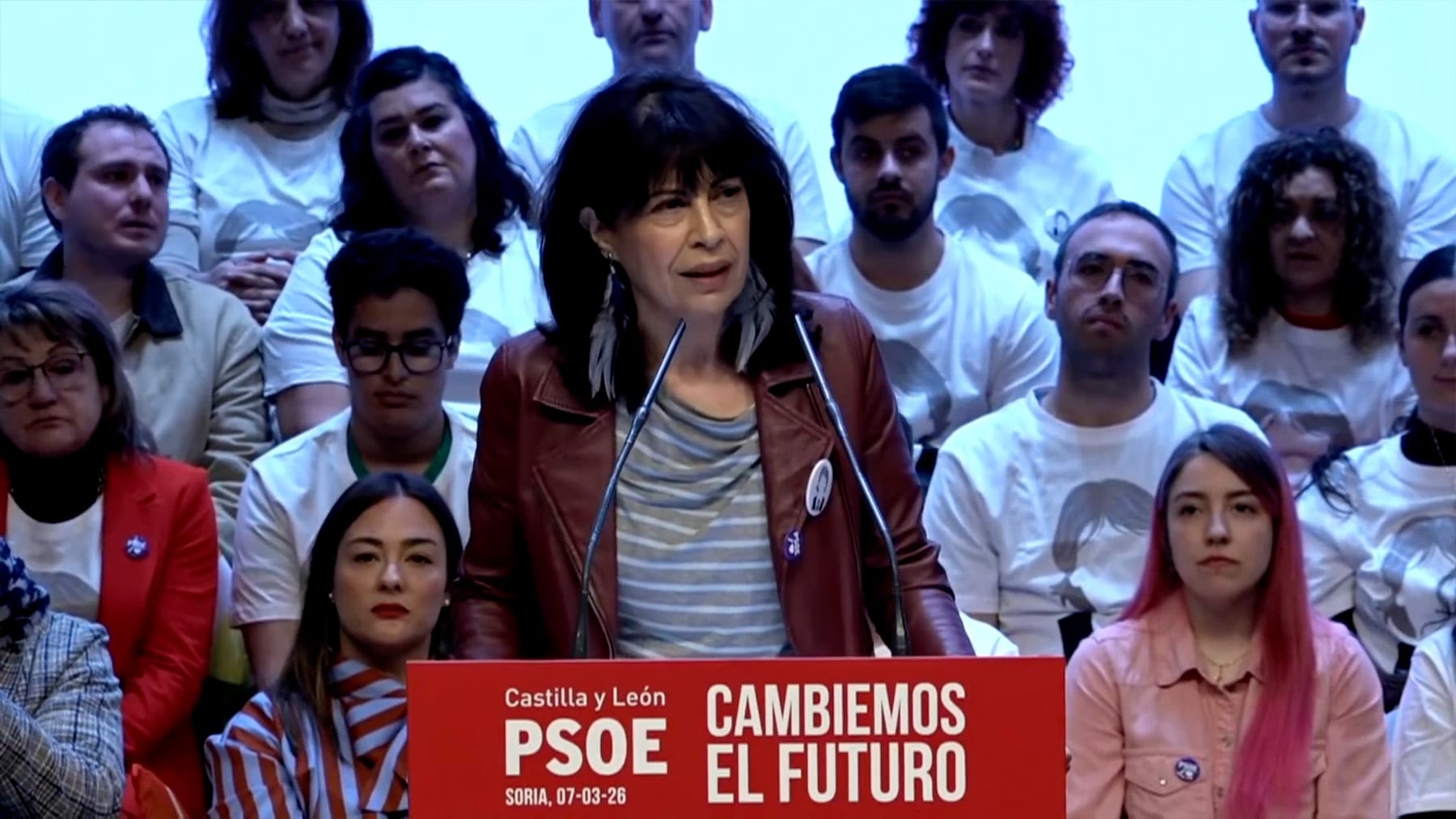 Redondo se jacta de que Sánchez es “el superhéroe de la democracia y la paz”