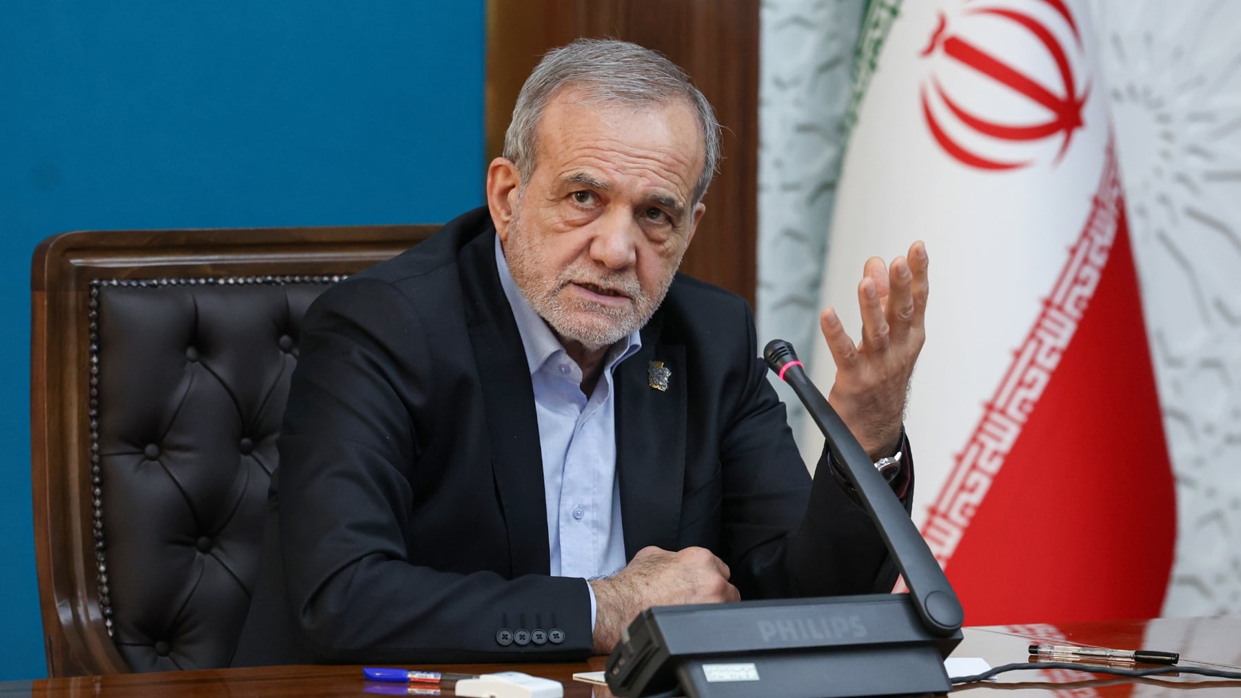 Irán anuncia la suspensión de los bombardeos contra sus países vecinos