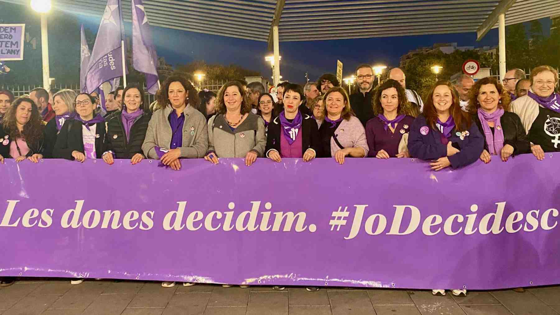 El PSOE tapa su riada de casos de acoso y prostitución y reivindica en Baleares más feminismo que nunca