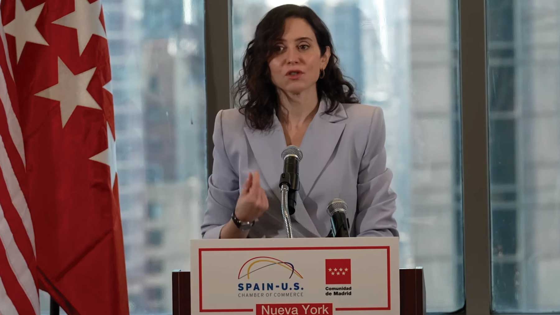 Ayuso anuncia ayudas pioneras en España de hasta 150.000 euros para apoyar a las micropymes y autónomos