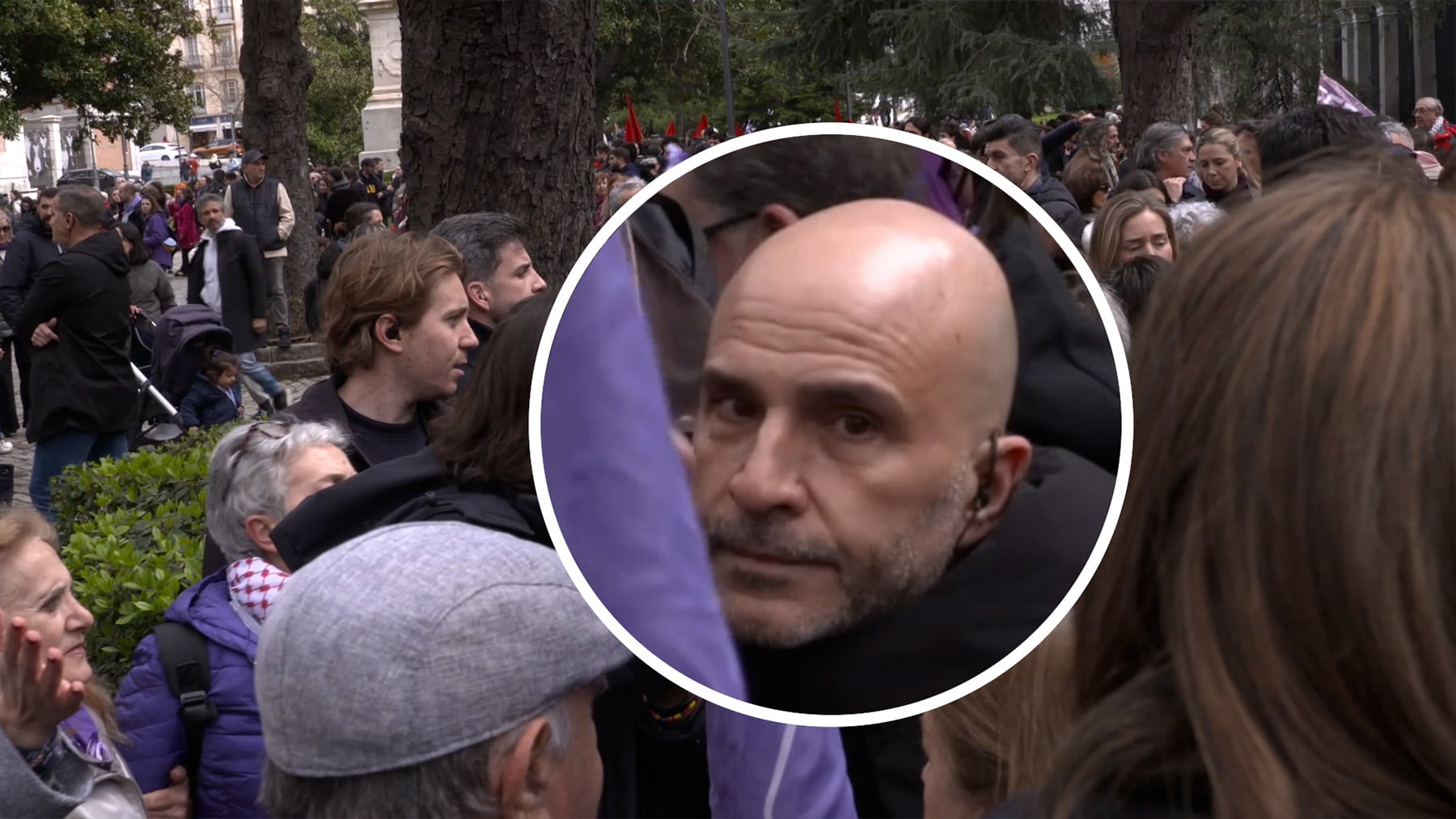 El escolta del PSOE que amenazó a OKDIARIO en el 8M no es policía, sino vendedor de cintas adhesivas